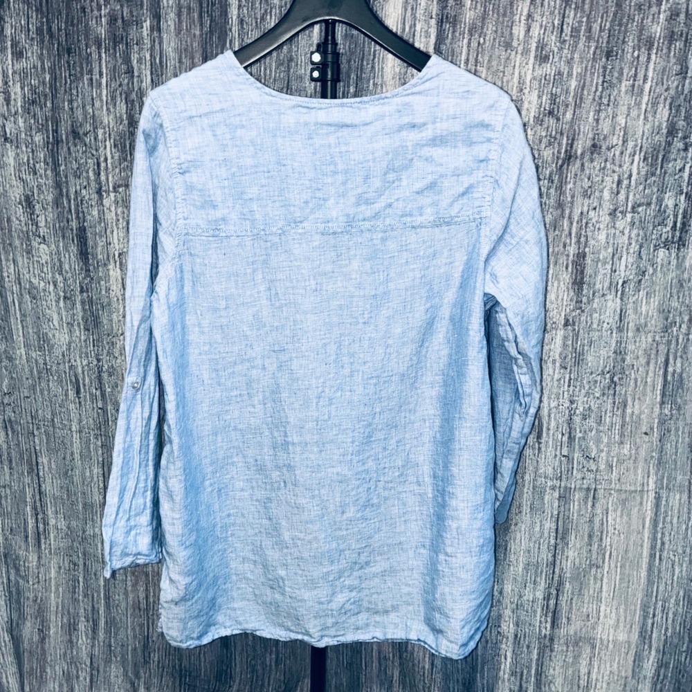 Tahari 100% Linen Long Sleeve Button Up Blue Top NO SIZE TAG SEE MEASUREMENTS - Picture 2 of 8